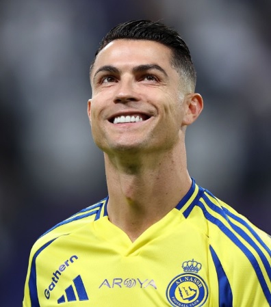 cristiano ronaldo in al nassr kit afc champions league elite
